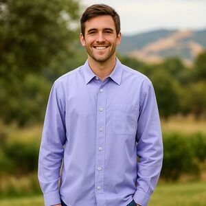 Stio Long Sleeve Light Periwinkle‎ Long Sleeve Comfort Buttonup Men’s Size M